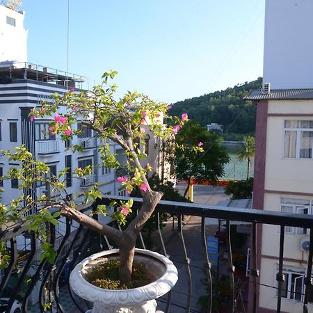 Viet Hoang Hotel Ha Long Exterior photo